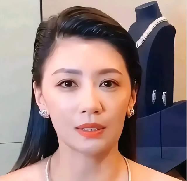 贾静雯最新爆料,揭秘娱乐圈不为人知的秘密